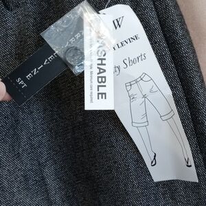 Larry Levine City shorts new with tags size 8